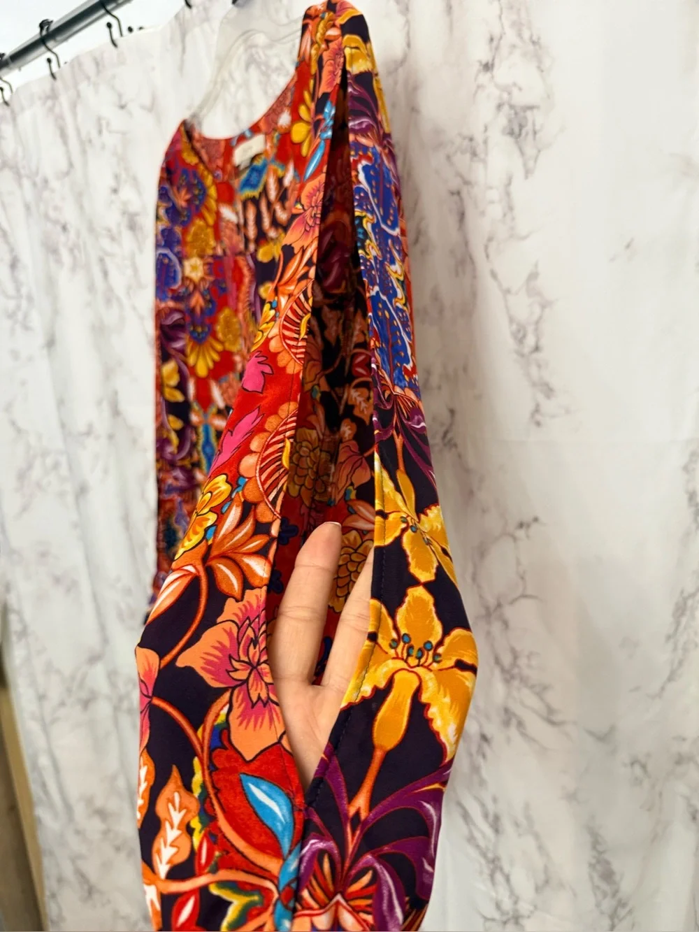 LOFT Women's Red Multi Floral Scoop-Neck Long Sleeve Top